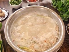 羊肉汤锅-巴山一绝烤全羊(三圣乡刘家花园店)