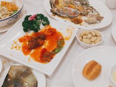 -宜宾海鲜酒家·三十年老字号