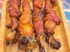 -乡村馕坑肉·烧烤·新疆菜·本地人更爱吃(阿勒泰首店)