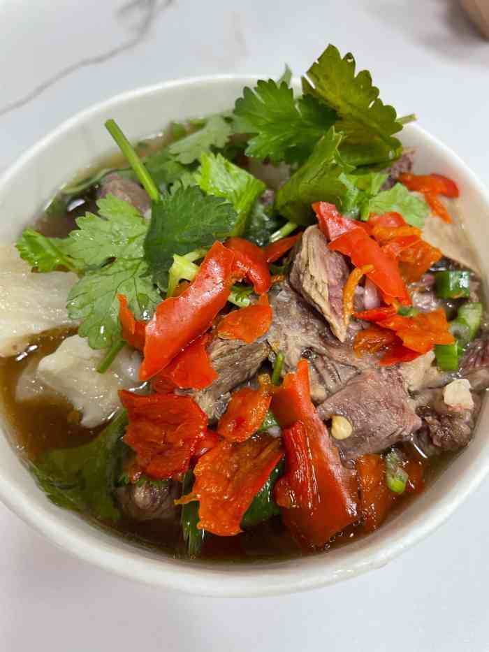 化州颜勇牛腩(深圳总店)-"化州的朋友介绍的店,店里很干净敞亮,专程.