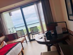 -三亚湾海居铂尔曼度假酒店