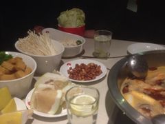 海底捞(经三路店)-海底捞火锅(璞丽中心店)