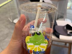 -瑞幸咖啡(长宁来福士B1层店)