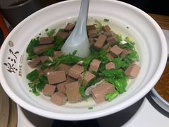-馋三尺蟹粉小笼(人民广场店)