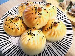 烤包子-阿西娅·西北妈妈拿手菜(华联店)
