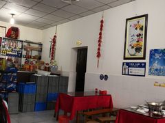 大堂-米二红烧兔(华阳店)