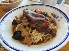 -天天鲜面馆(衡山路店)