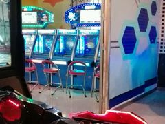 -星悦蓝海欢乐园(石路天虹店)