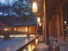 -乐领拈花溪·林涧食韵