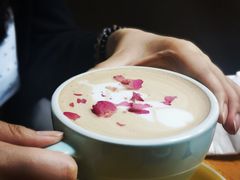 玫瑰红茶拿鐵-W CAFE(甜爱路店)