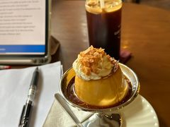 -Café Monson
