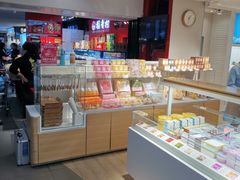 面包甜点陈列柜-好利来(欧亚商都店)