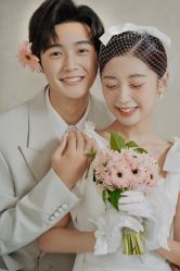 -喜爱高定婚纱摄影