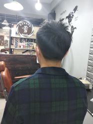 -纯剪男士理发馆·烫染专业店