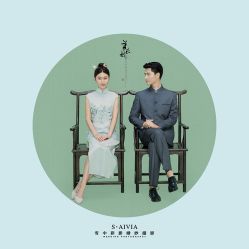 -雪中彩影婚纱摄影·微光艺术中心