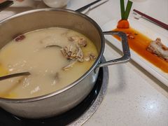 -煲王粤菜餐厅(中侨中心店)