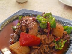 特色的大盘鸡-维吾尔餐厅(宜山路店)