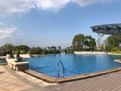 -上海滴水湖皇冠假日酒店