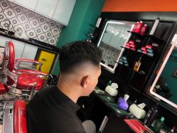 -鸿運 BARBER SHOP男士理发馆