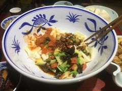 -窄巷子陕菜馆·地道陕西菜(粉巷店)