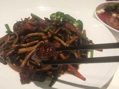 -八府香鸭·啫啫煲(华山路店)