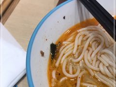 -灵芝妹子海鲜米线(凯德和平广场店)