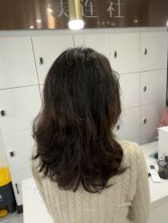 -镁连社·美联社