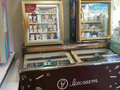 店内环境-全家便利店(七宝店)