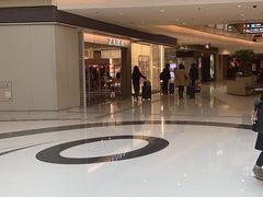 -香港ELEMENTS圆方