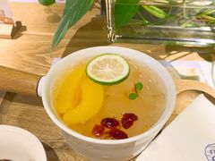 蔓越莓桃胶银耳-炖物24章·顺时轻养茶(杭州大厦店)