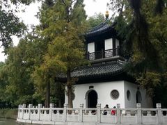 -汇龙潭
