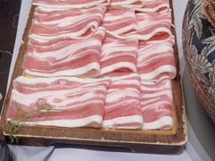 -红鼎豆捞·非遗鲍皇汤火锅(宝丰路店)