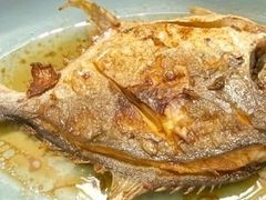 香煎鲳鱼-隆华国际酒店·法香咖啡厅