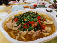 -山明水秀大饭店