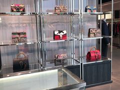 -Gucci(首创奥特莱斯店)