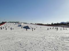 -华彬猛犸滑雪场