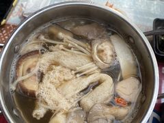 -丽江庭院·云南野生菌·海鲜火锅(鼓楼四合院店)