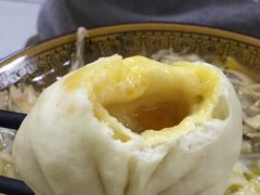 咸蛋超人包-老陶包子铺(南大西南村店)