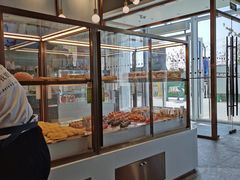 面包甜点陈列柜-奈雪的茶(中粮祥云小镇店)