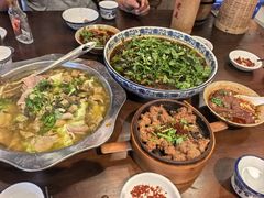 -谢老五跷脚牛肉·非遗传承店