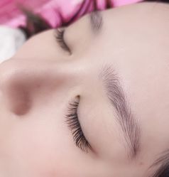 -安娜美甲美睫沙龙