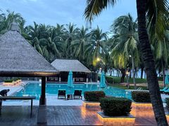 -海南清水湾莱佛士酒店