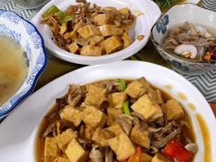 -天天向上素食餐厅(五台山店)