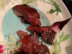 酱香乳鸽-胡桃里乐队酒馆