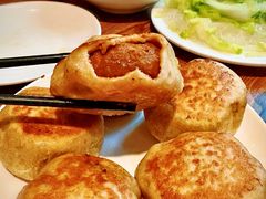 -清真吴记门钉肉饼·喜多利