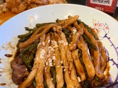 -靠山屯东北农家菜(八龙桥雅苑店)