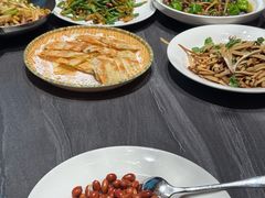 -梁家大院•农家菜(昆山会展中心店)