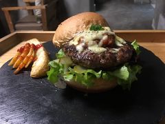 -HIGH FIVE哈福手工汉堡(桂林路店)