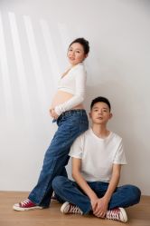 -初·印象孕妇儿童摄影馆