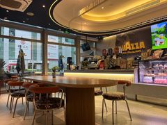 -LAVAZZA拉瓦萨咖啡(中航城君尚购物中心店)